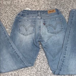 Light Wash Levi’s Jeggings 25x30